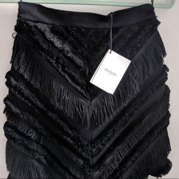 ❌SOLD❌Balmain Fringe Chevron Mini Skirt - Picture 5 of 8
